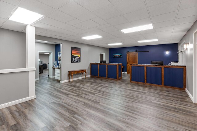 エンジェル イン ニア IMAX、ア ワイナム バイ トラベロッジ