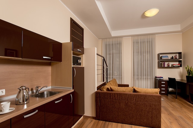 セネター シティ センター