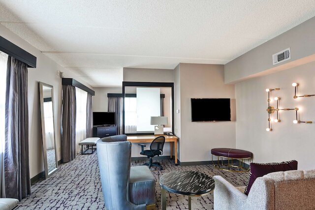 ダブルツリー バイ ヒルトン ホテル バトン ルージュ