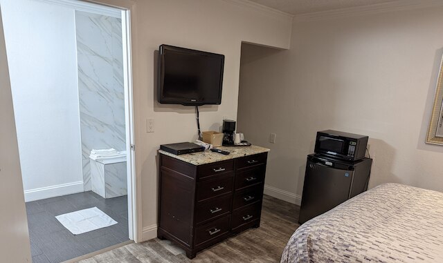 デラックス イン