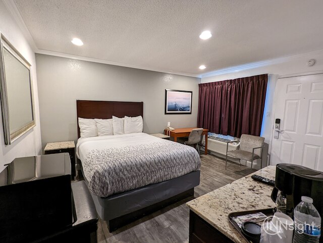 デラックス イン