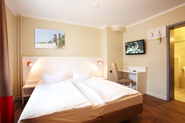 ホテル オストズィーハレ キール バイ プルミエール クラス