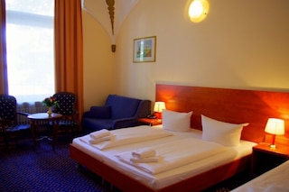 シティ ホテル アム クアフェルステンダム