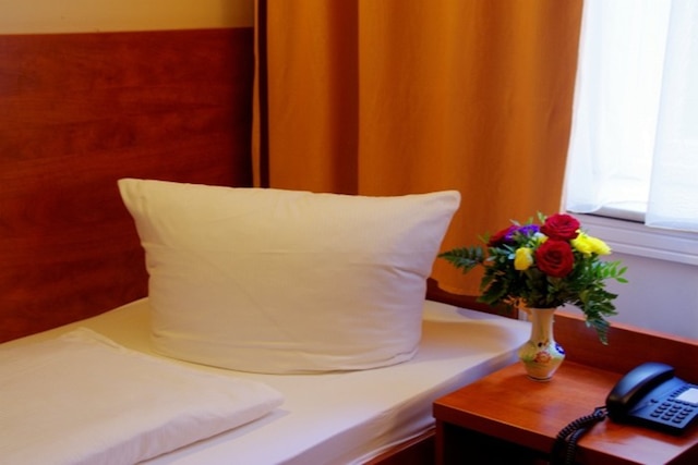 シティ ホテル アム クアフェルステンダム