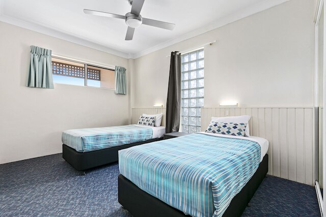 クガリ ビーチ リゾート