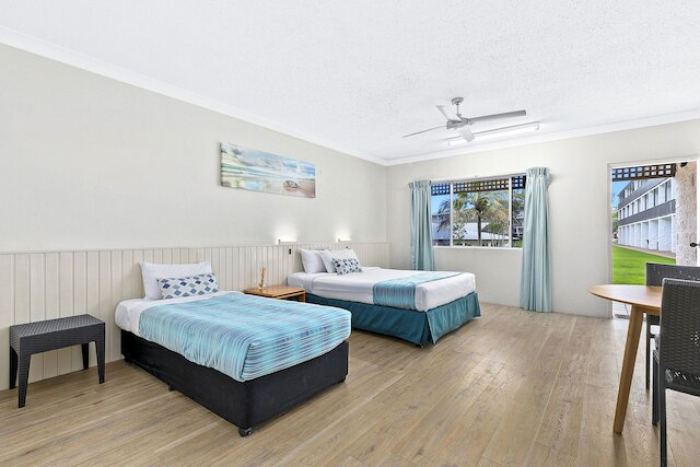 クガリ ビーチ リゾート