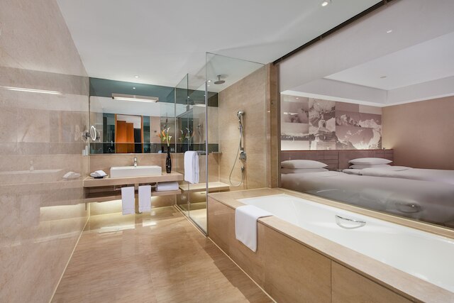 クラウンプラザ北京サン パレス by IHG (北京新雲南皇冠假日酒店)