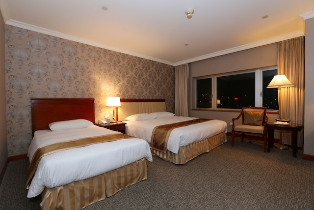 エバーグリーン ローレル ホテル キールン (基隆長榮桂冠酒店)