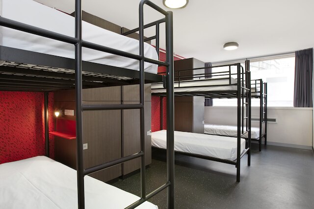 スペース ホテル