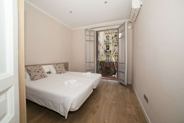 サグラダ ファミリア アパートメント