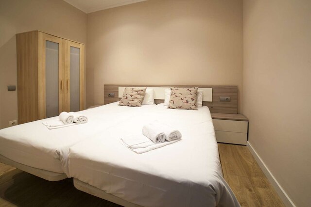 サグラダ ファミリア アパートメント