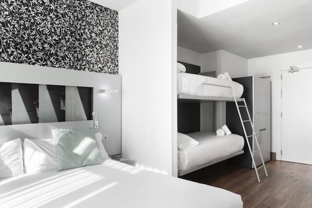 プチ パレス プラザ マヨール