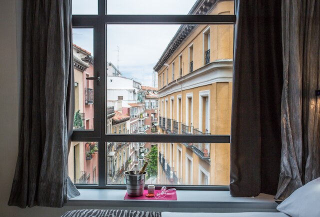 プチ パレス プラザ マヨール