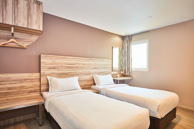 イビス バジェット シンガポール クリスタル