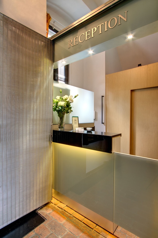 ホテル モナスティ