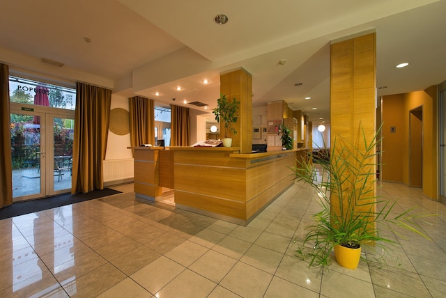 EA ホテル ポプルス