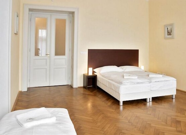 リバービュー パレス アパートメンツ