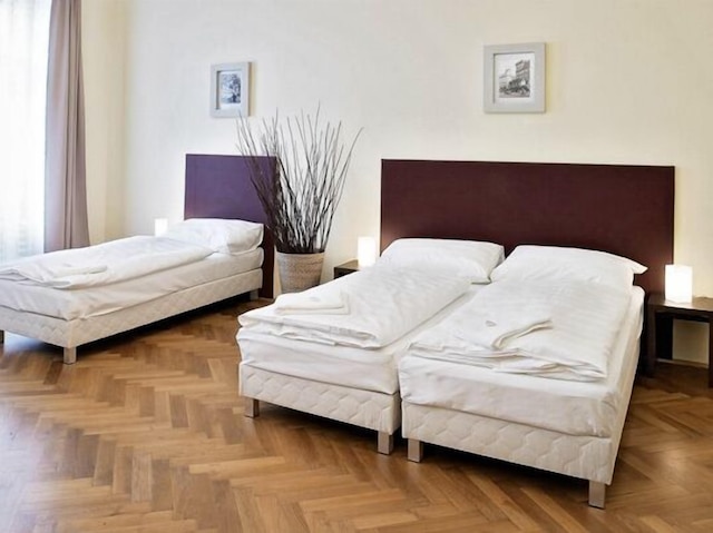 リバービュー パレス アパートメンツ