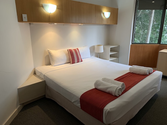 ティキ ホテル サーファーズ パラダイス