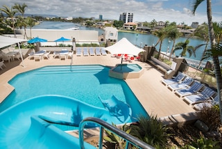 ティキ ホテル サーファーズ パラダイス