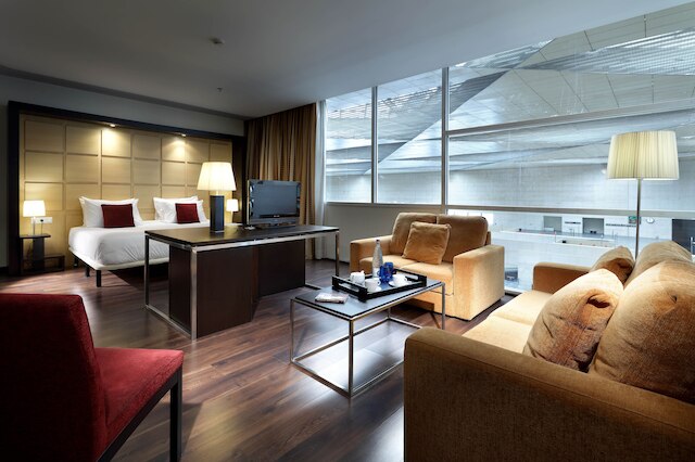 ホテル ユーロスターズ サラゴサ