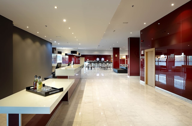 ホテル ユーロスターズ サラゴサ