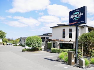 アルペン レイク モーター ロッジ