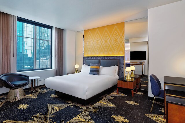 W ミネアポリス - ザ・フォシェイ