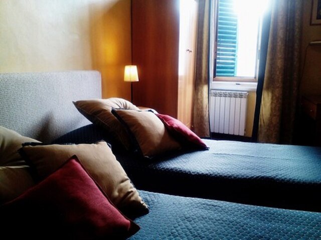 ツーリスト ハウス