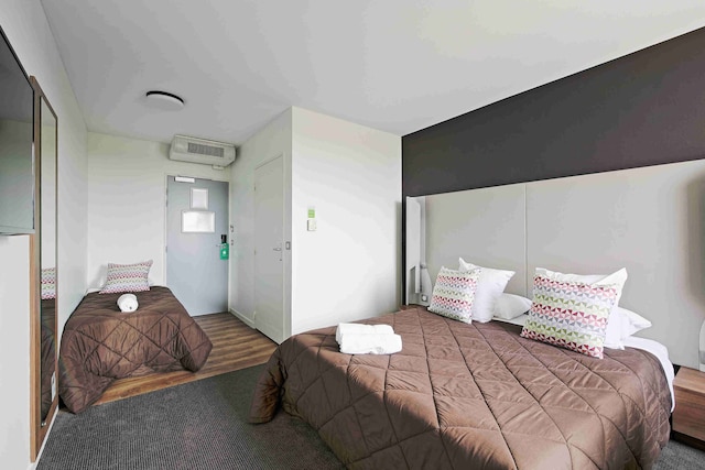 カンパニール ロワシー - アエロポール CDG - ル メニル アムロー