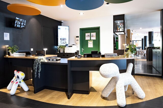 カンパニール ロワシー - アエロポール CDG - ル メニル アムロー