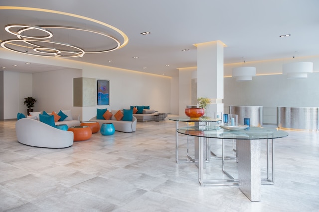 アルジャーン バイ ロタナドバイ メディア シティ