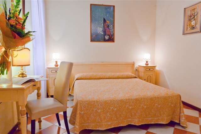 ホテル ヘンリー