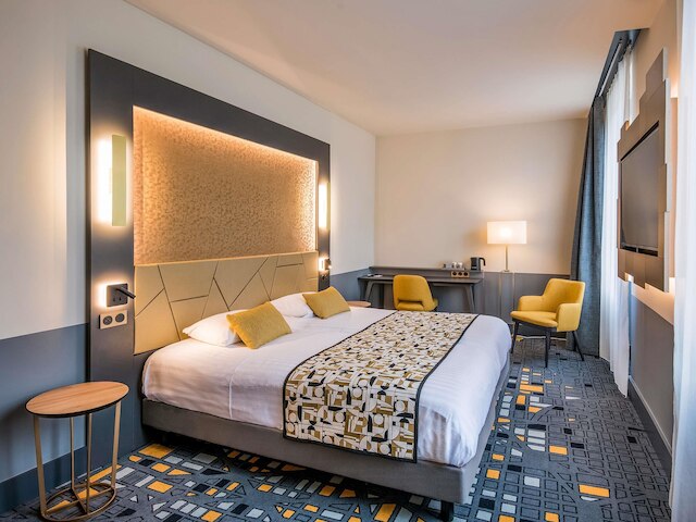 メルキュール ロデ カテドラル