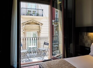 カタロニア ポート