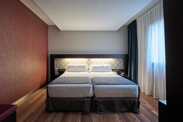 カタロニア ポート