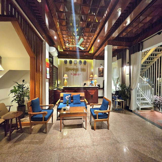 ビクトリー ホテル フエ