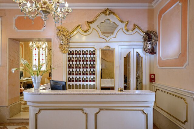 ホテル カナレット