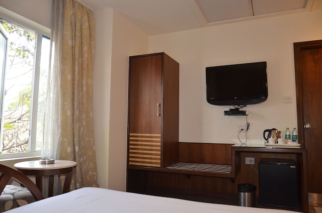 シリクレスト ホテル