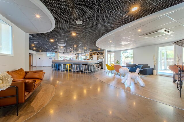 カンパニール モンペリエ ウエスト