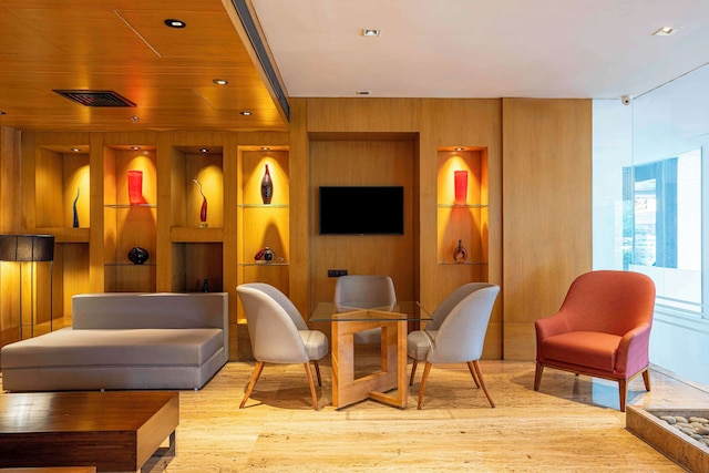 スヴェルト デリー、ラディソン インディビジュアルズのメンバー