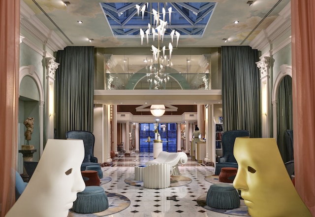 レオンズ プレイス ホテル