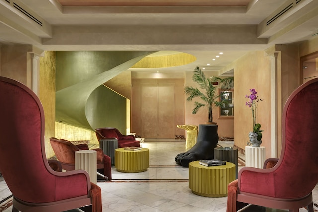 レオンズ プレイス ホテル