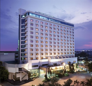 ランナ パレス 2004 ホテル