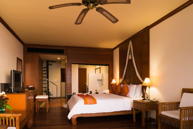 ラヤリナ ホテル