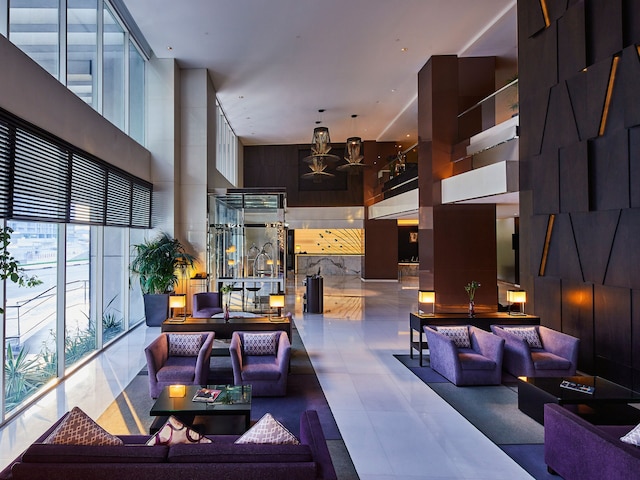 フローラ クリーク デラックス ホテル アパートメント ドバイ