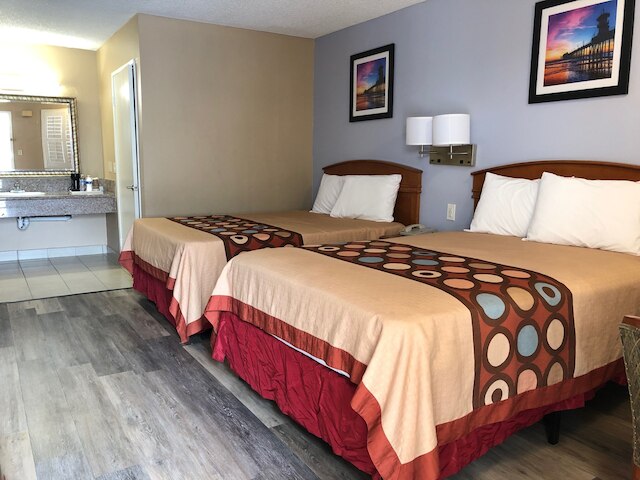 オレンジ タスティン イン