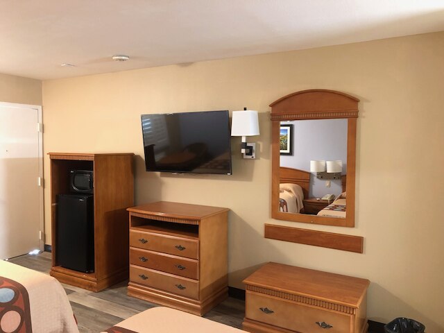 オレンジ タスティン イン