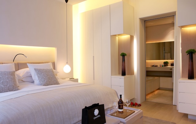 アバック レストラン & ホテル