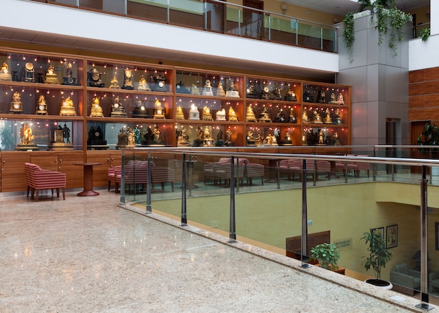 セナトール グラナダ オテル